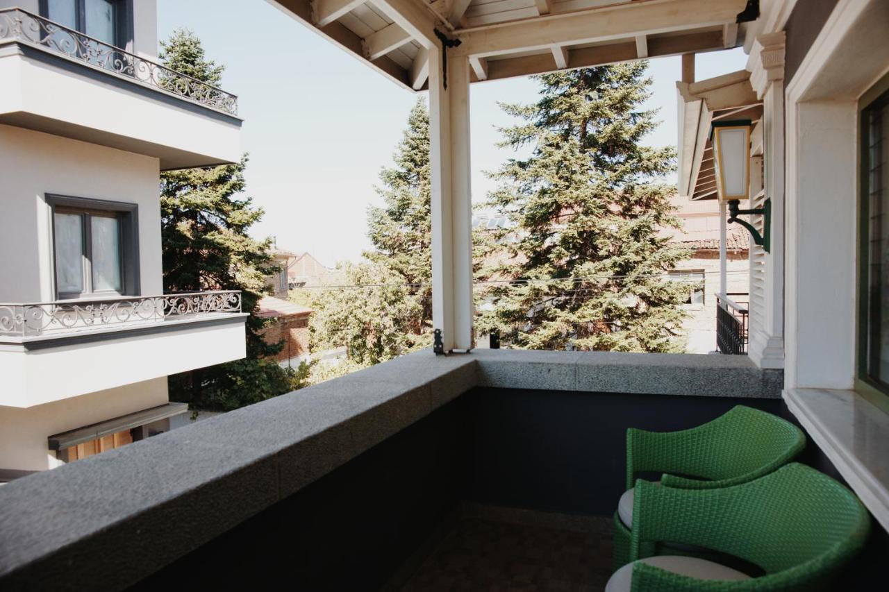 Meri Boutique Hotel Korce Exterior photo